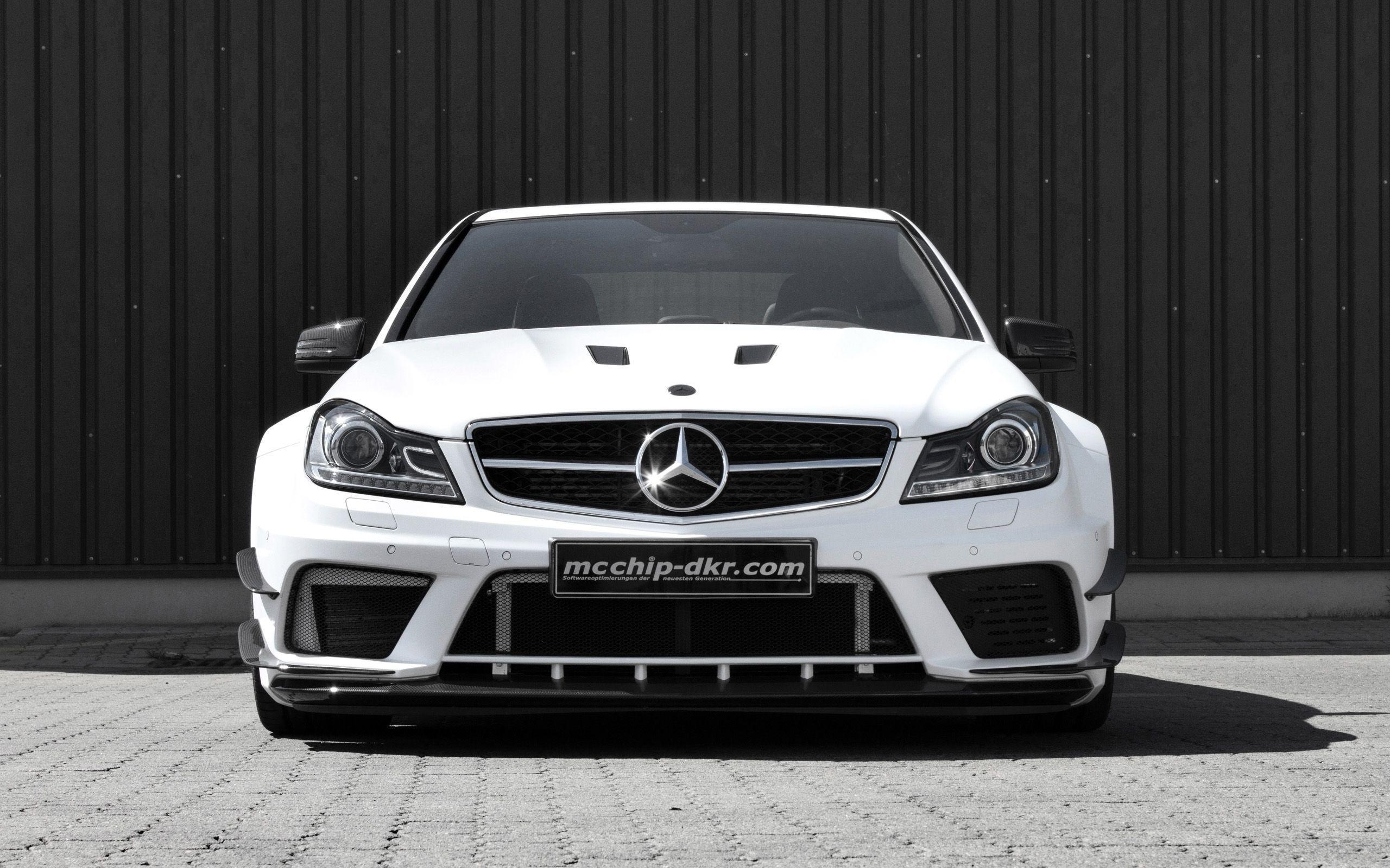 2560x1600 AMG C63 Wallpaper