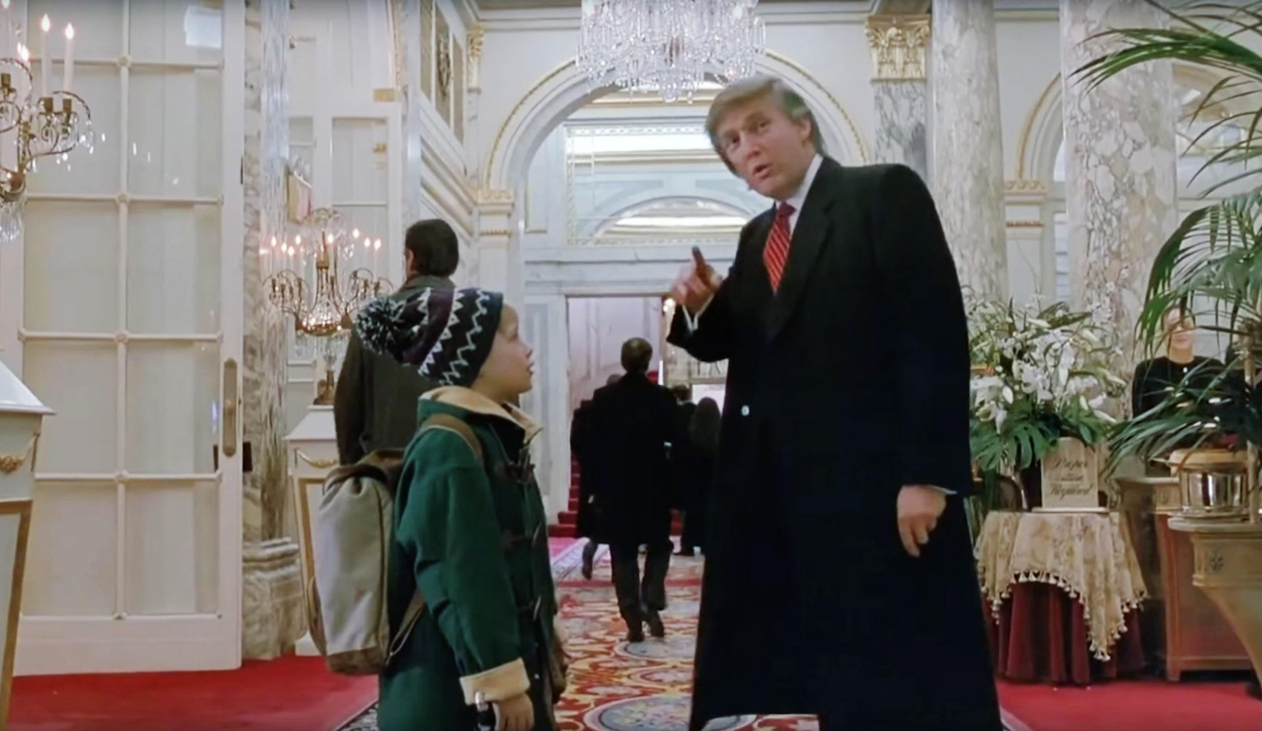 2560x1483 People Want Donald Trump Cut Out of 'Home Alone 2'—Including Macaulay Culkin