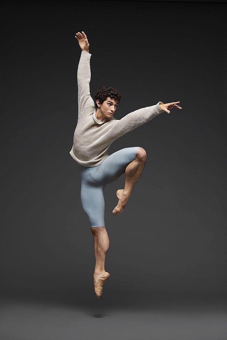 749x1123 Male Dancer. Male ballet dancers, Dance photography, Dancer photography