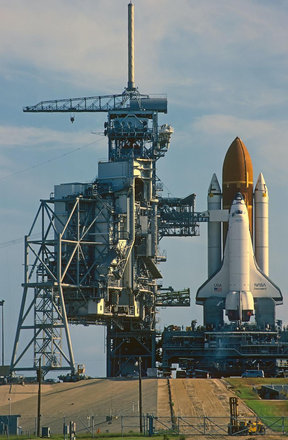 1000x1524 Spaceship Picture. Download Free Image