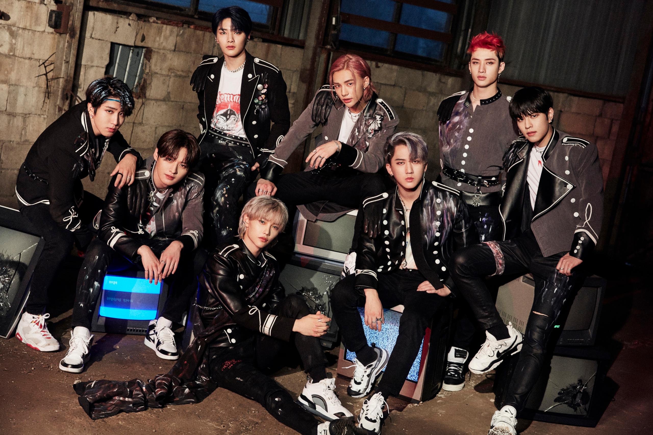 2560x1707 Stray Kids HD, Boy Band, K Pop Gallery HD Wallpaper