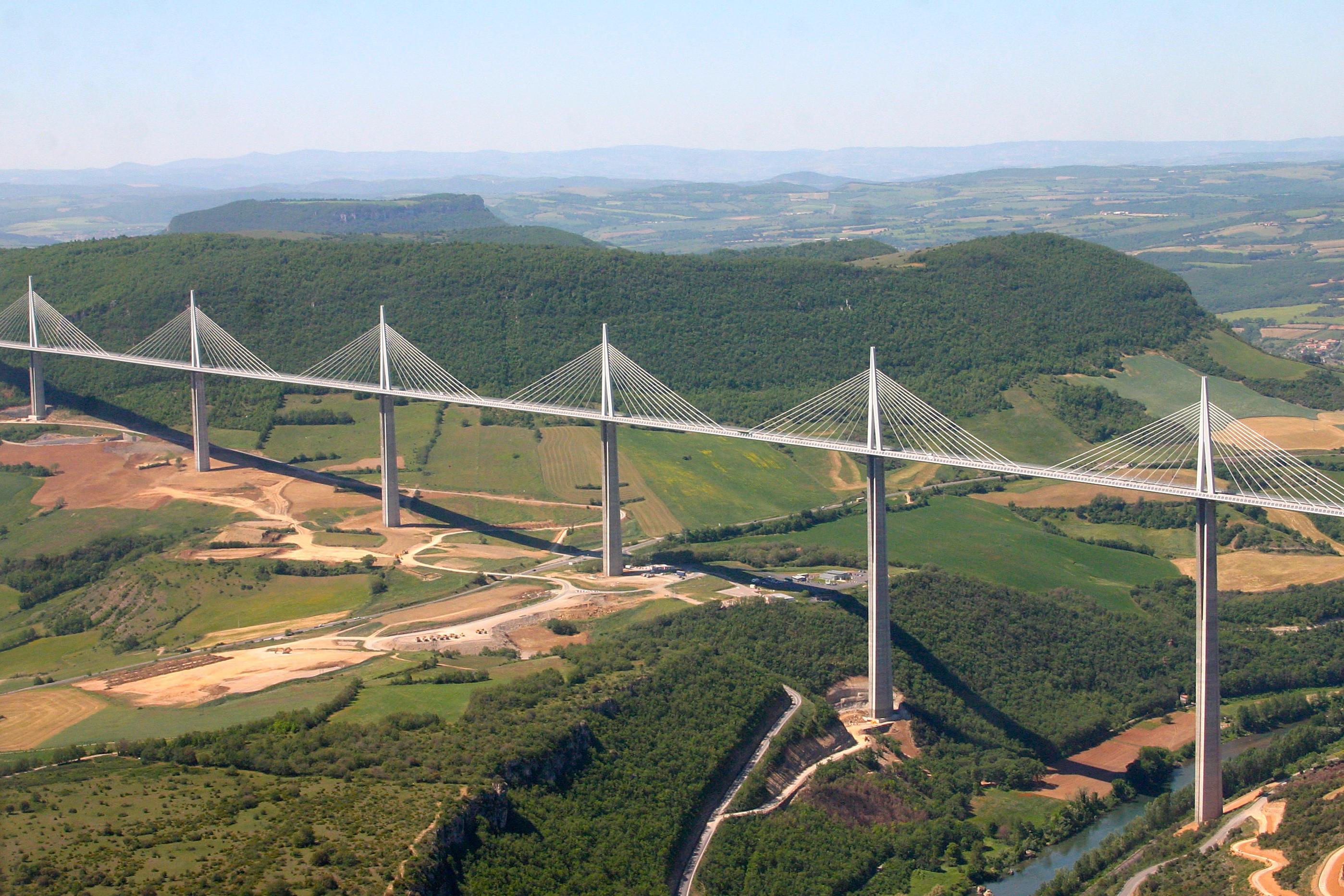 2797x1865 Millau Viaduct