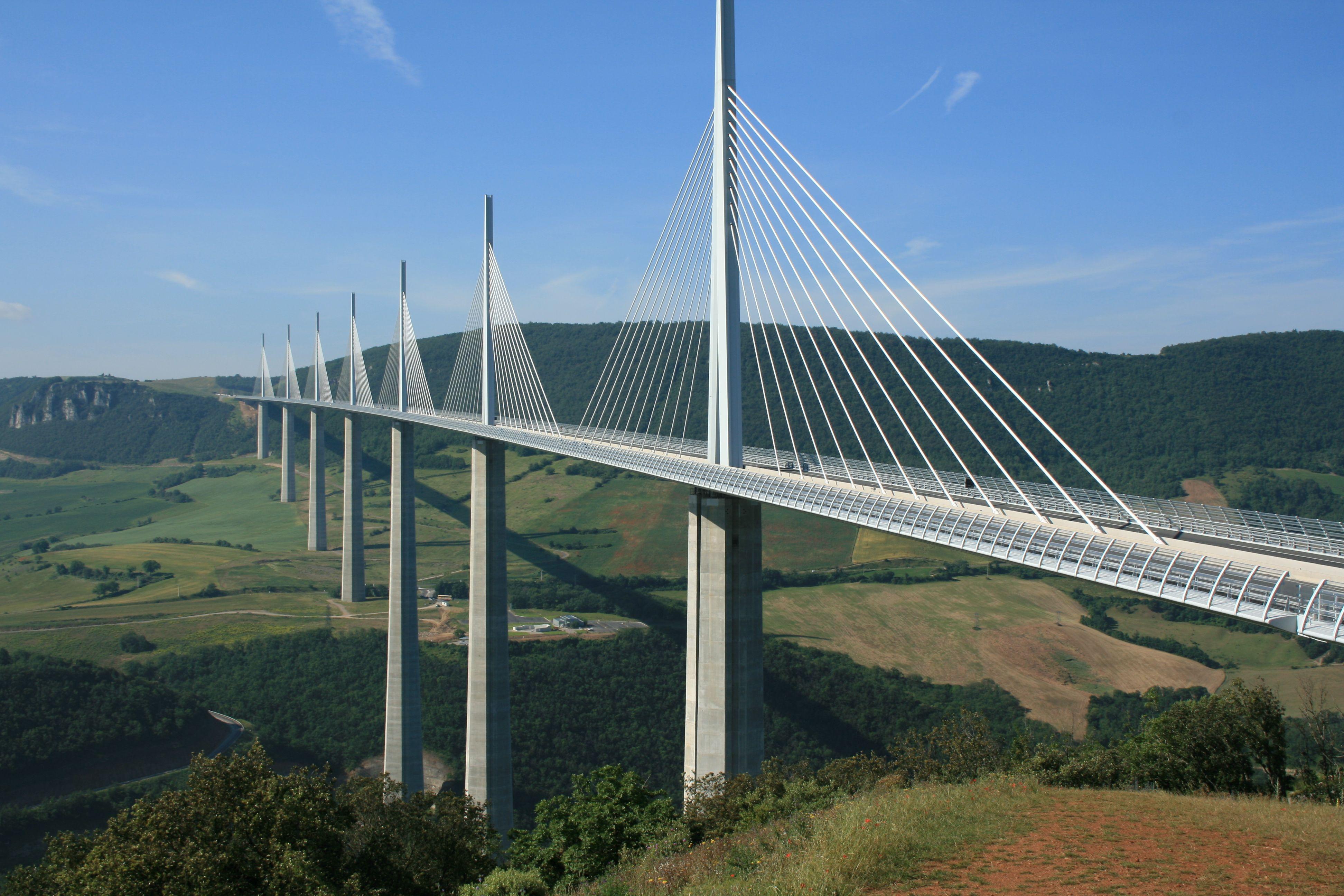 3888x2592 Millau Viaduct