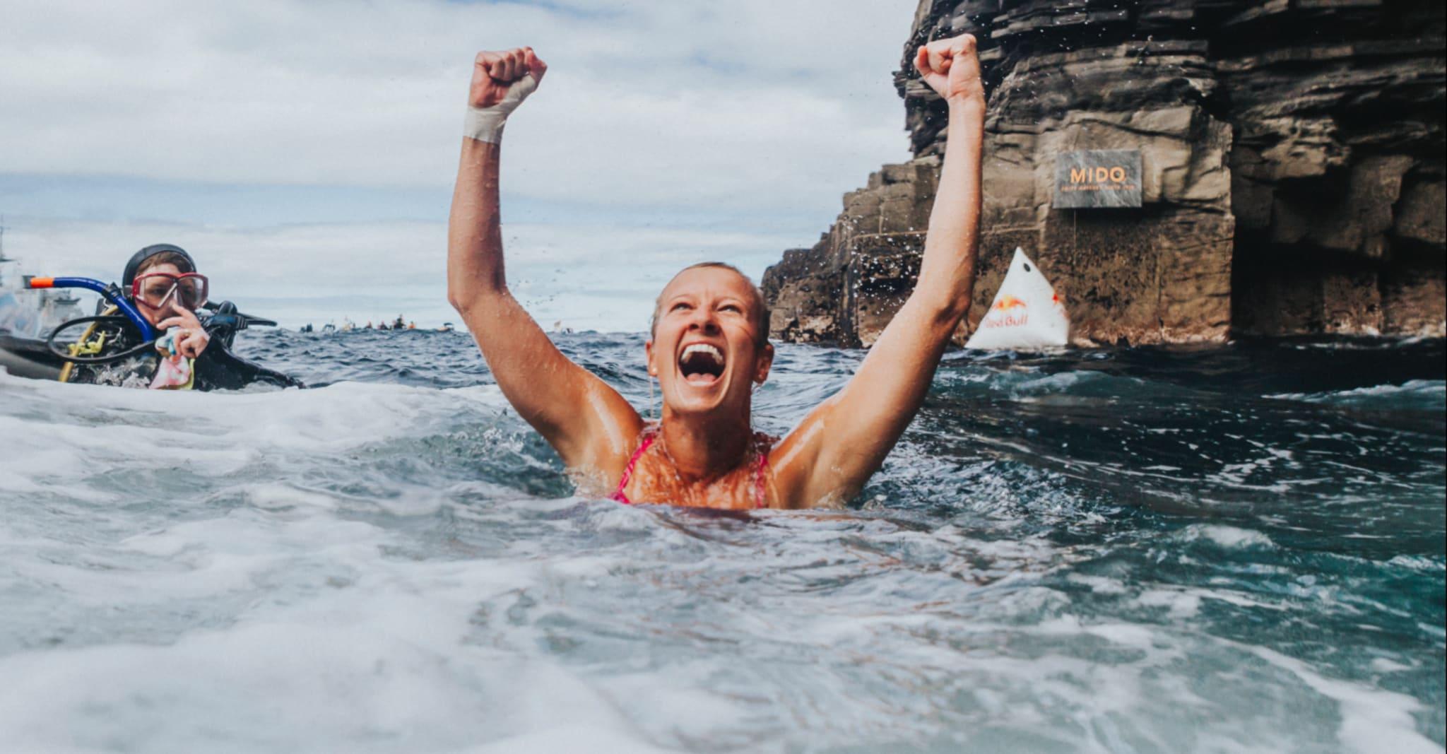 2048x1067 Red Bull Cliff Diving