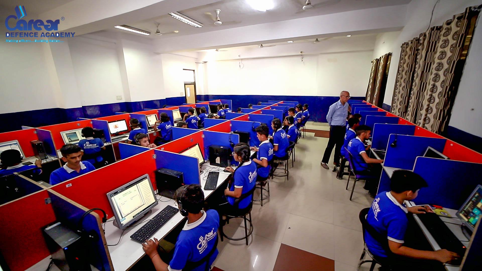 1920x1080 Computer Labs. CAREER DEFENCE SCHOOL