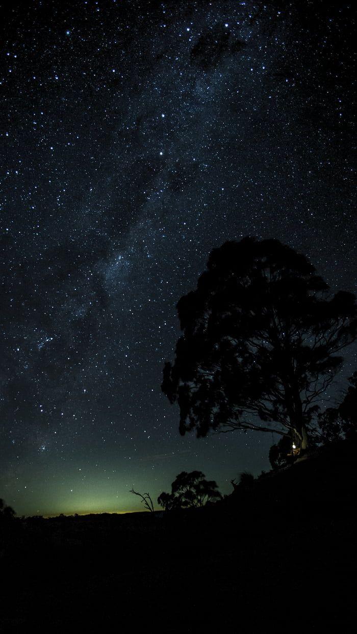 700x1244 Starry night. Night sky wallpaper, iPhone wallpaper night sky, Starry night wallpaper