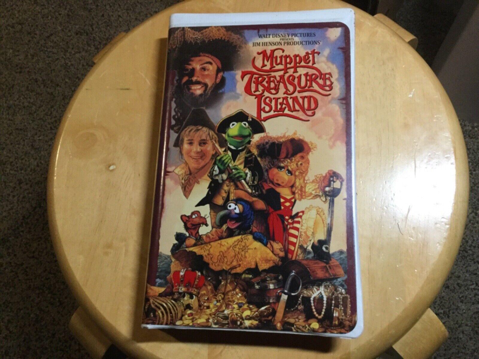 1600x1200 Pre Owned VHS. Disney MUPPET TREASURE ISLAND. 7076 786936001938
