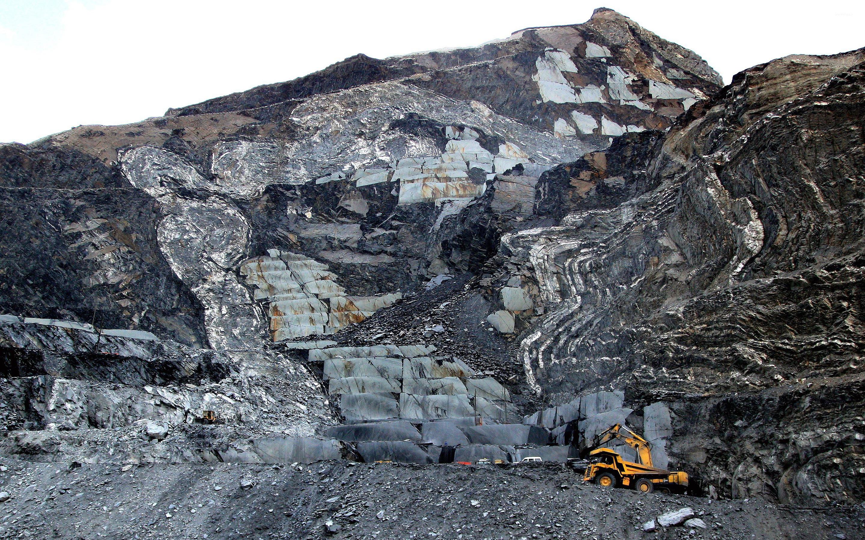 2880x1800 Quarry in Spain wallpaper wallpaper