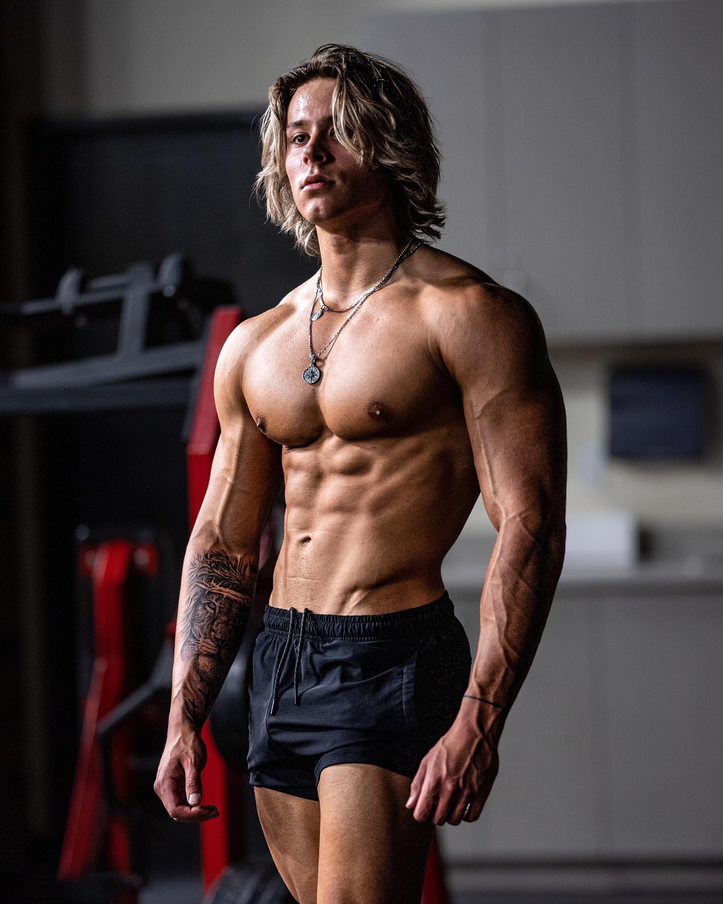 Alex Davis bodybuilder