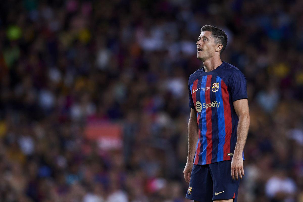 Robert Lewandowski is pictured in a Barcelona shirt for the first time All  Football