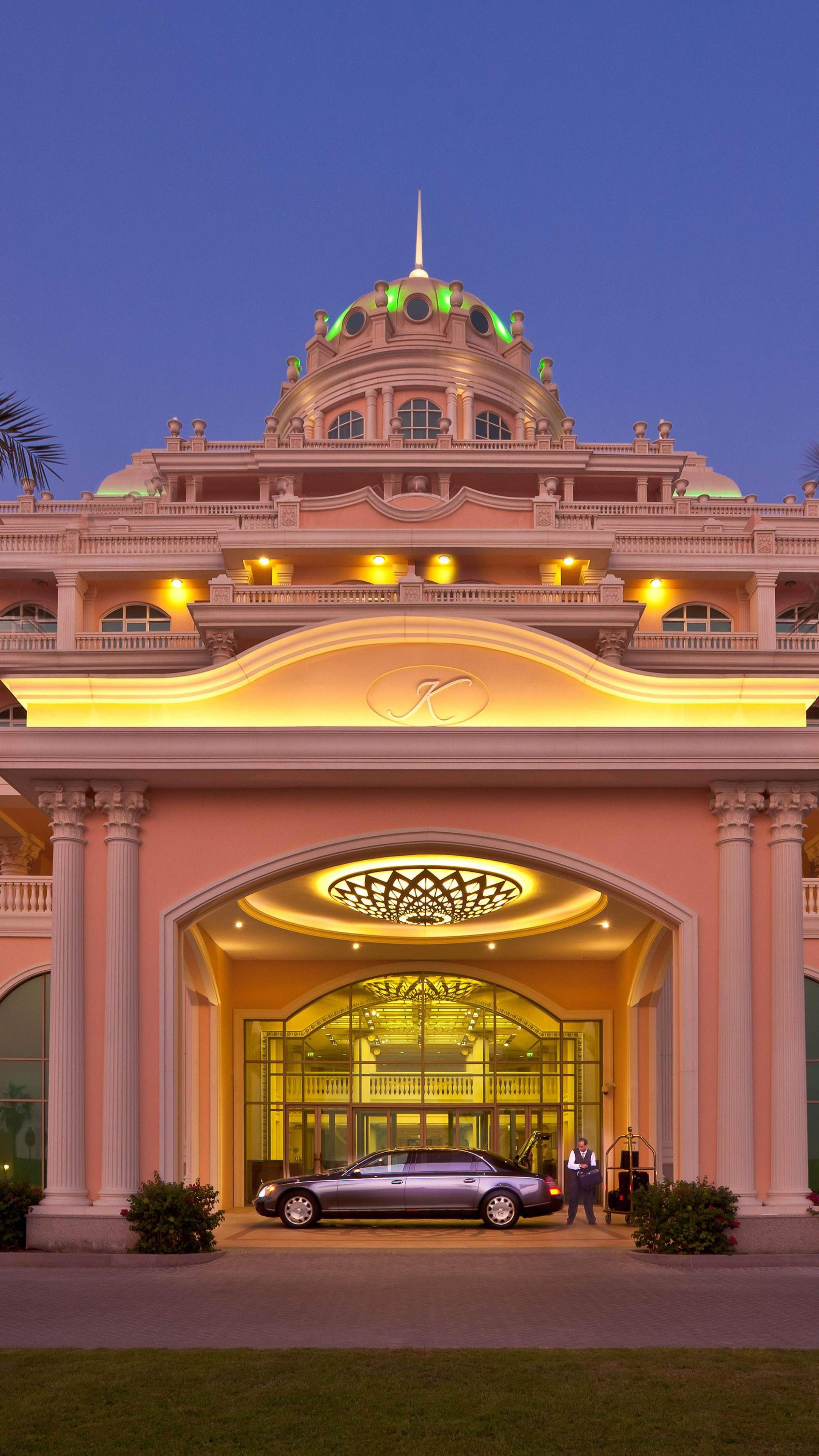 2160x3840 Wallpaper Kempinski Hotel & Residences Palm Jumeirah, Dubai, Best Hotels of tourism, travel, vacation, resort, Travel