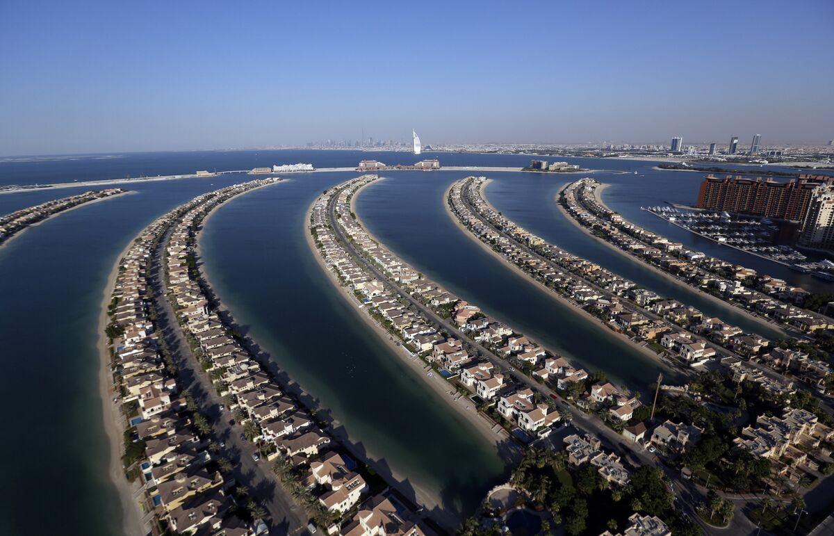 1200x771 Dubai Palm Island Developer Cuts Pay As Pandemic Hurts Revenue