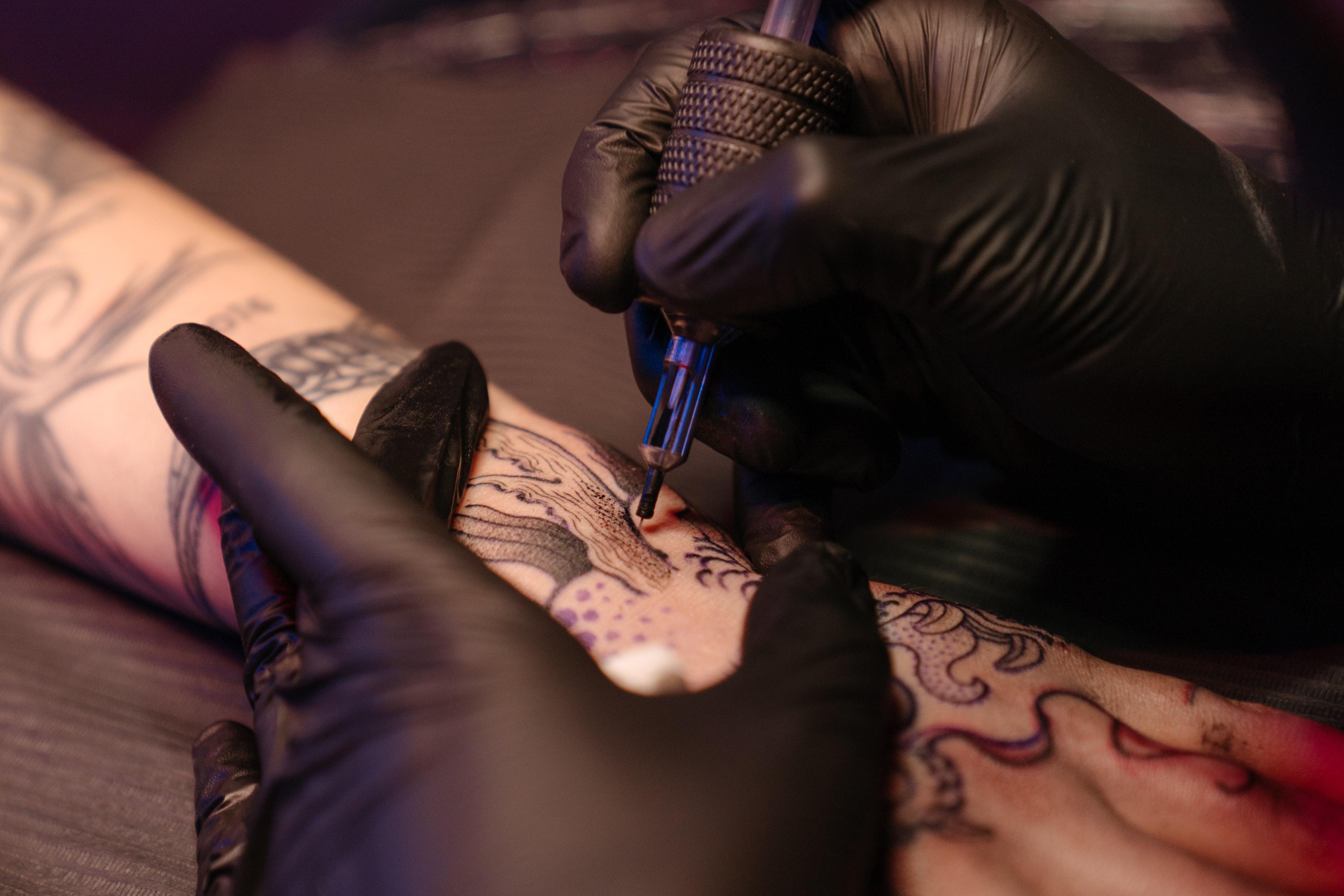 3500x2333 Tattoo Artist Photo, Download The BEST Free Tattoo Artist & HD Image