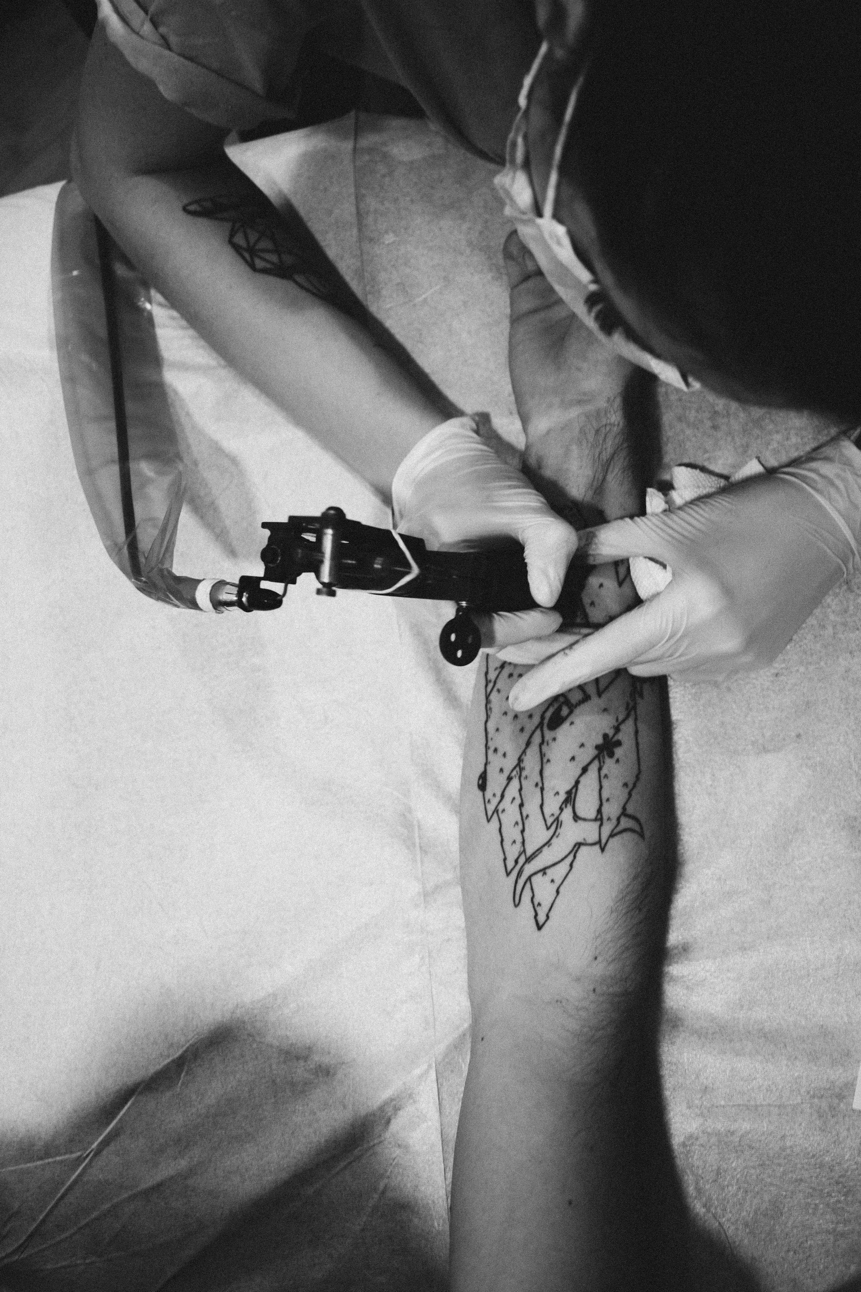 3456x5184 Tattoo Artist Photo, Download The BEST Free Tattoo Artist & HD Image