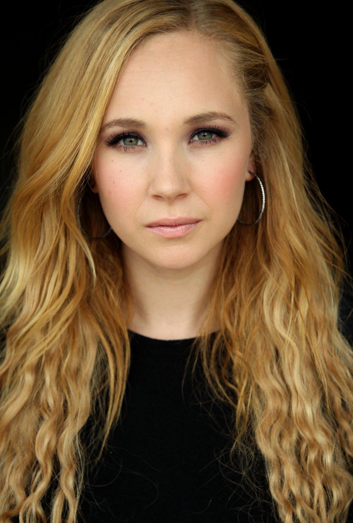 Juno Temple Wallpapers - Top Free Juno Temple Backgrounds - WallpaperAccess - Juno Temple Height – Tiny Star, Big Screen Presence?