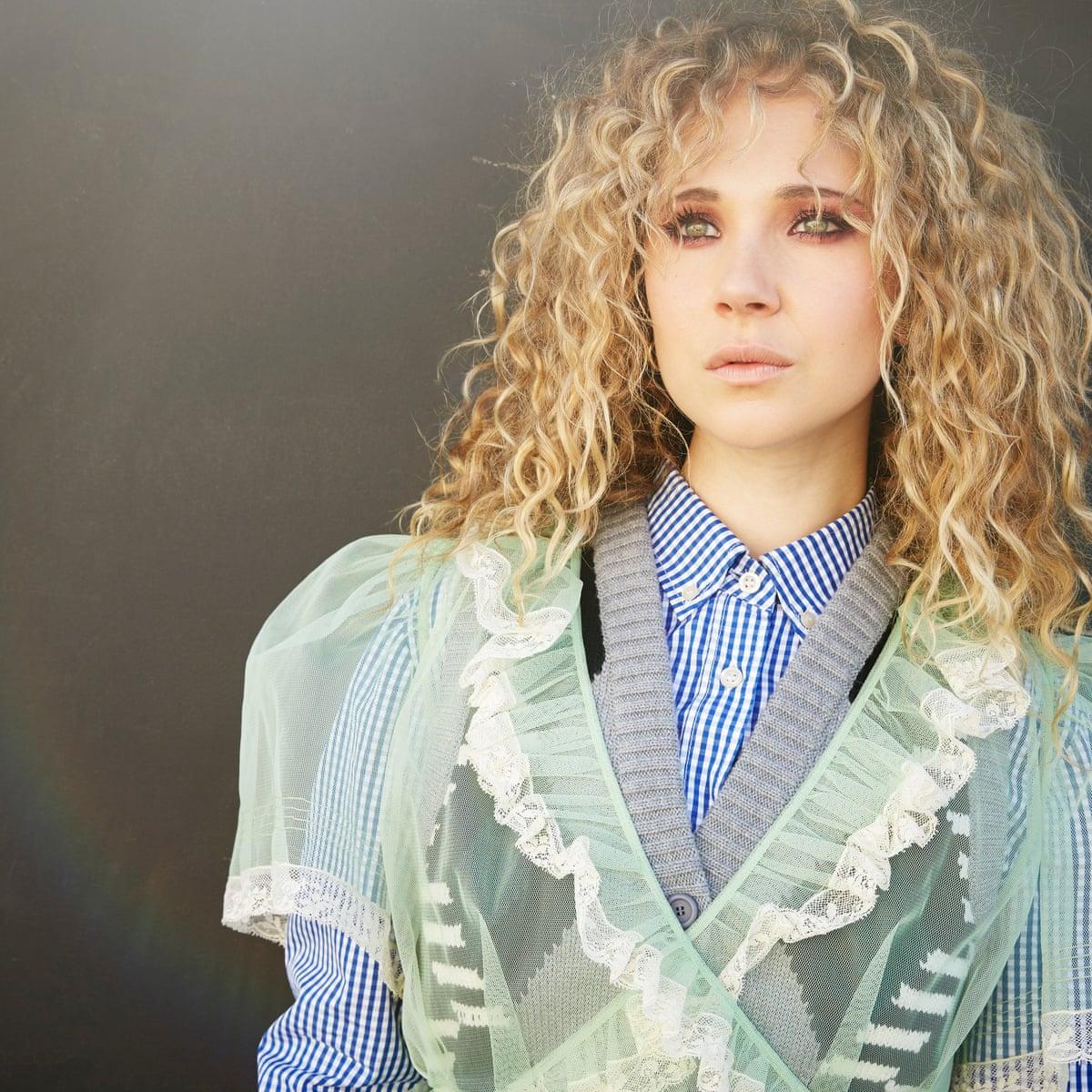 1200x1200 Juno Temple: 'I've Finally Hit Puberty On Camera. Woo Hoo!'