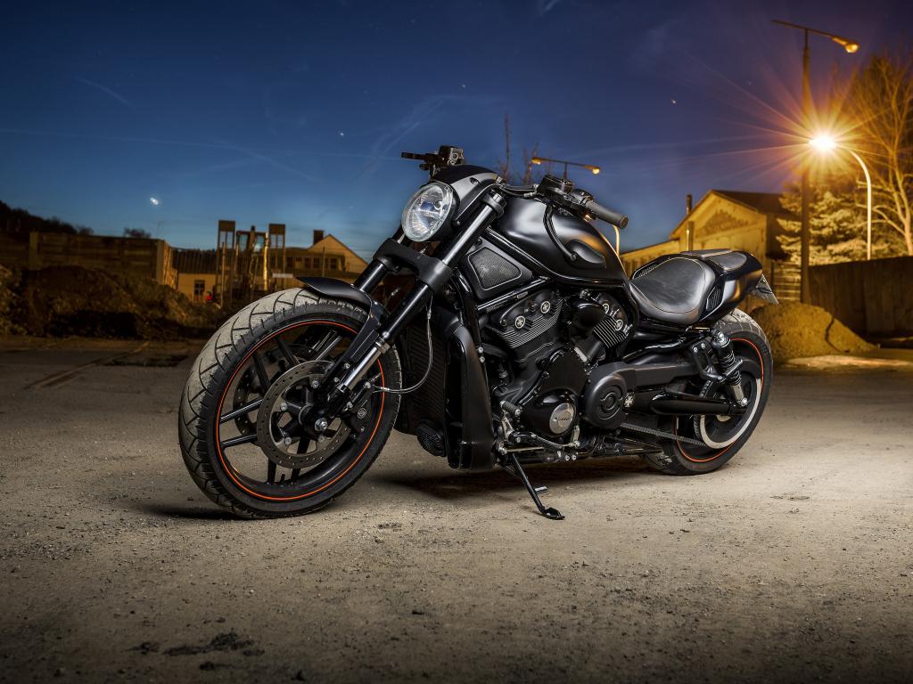 1024x768 Wallpaper harley davidson, muscle bike, night out desktop wallpaper, HD image, picture, background, fe9c61