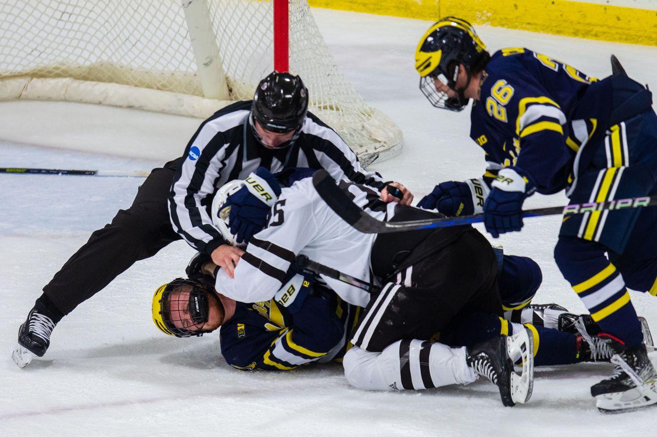 1280x853 See our ten favorite hockey photo from Michigan's win over Western Michigan