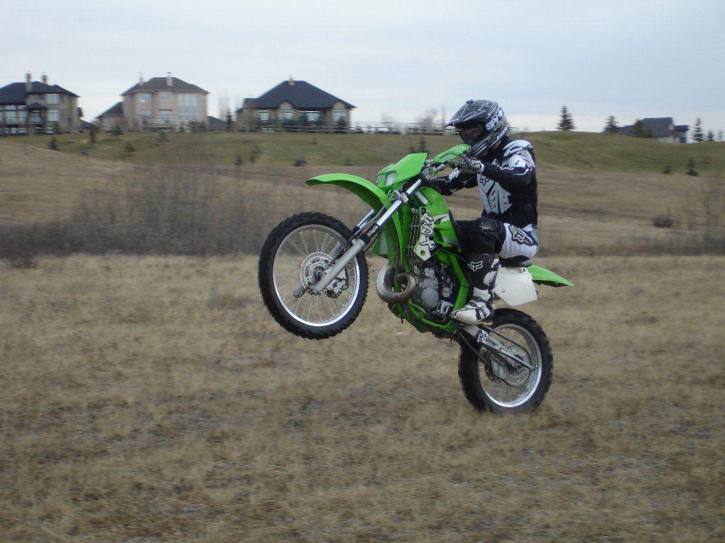 Dirt Bike Wheelie Wallpapers - Top Free Dirt Bike Wheelie Backgrounds