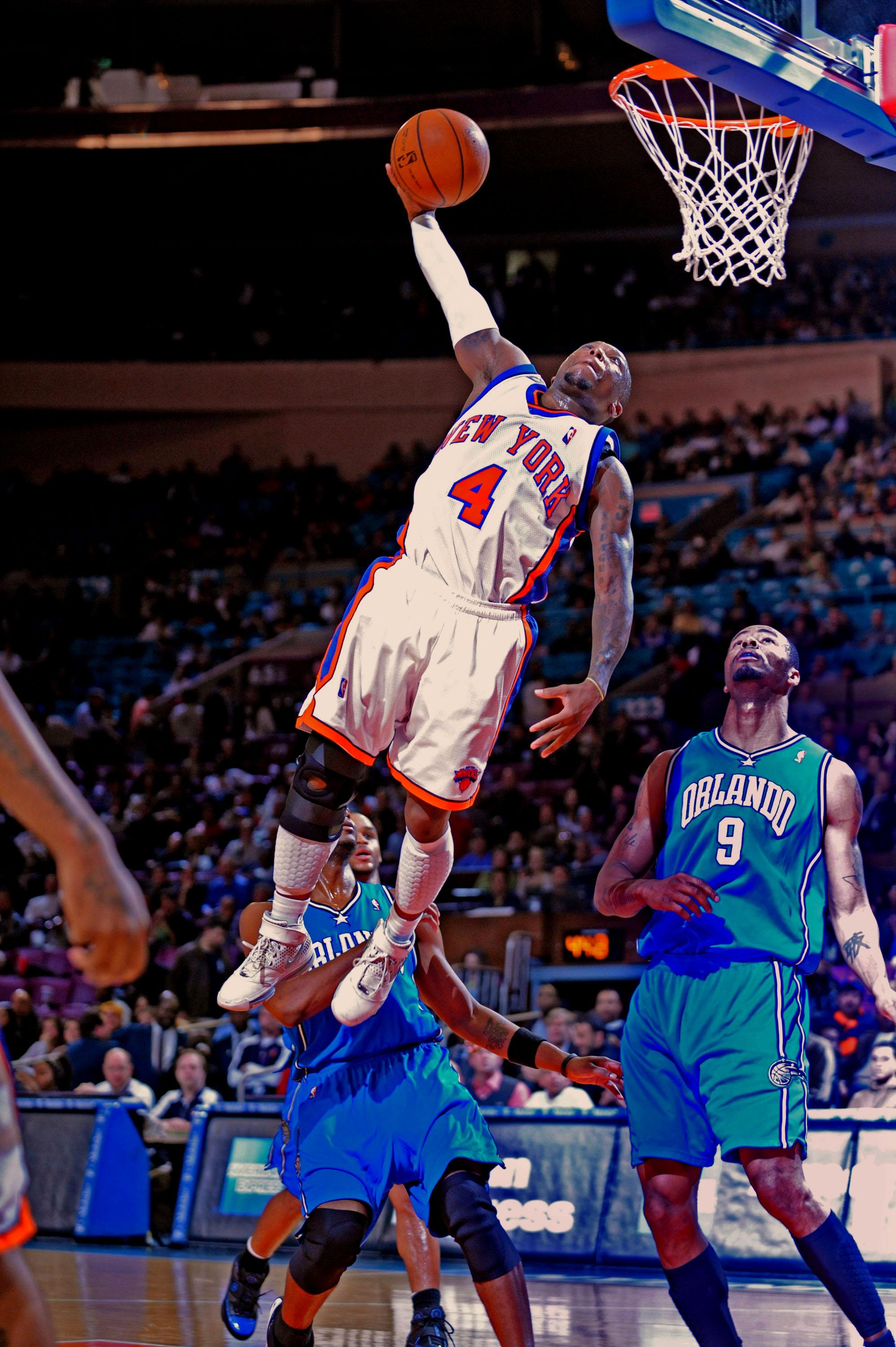 1996x3000 nate robinson dunks