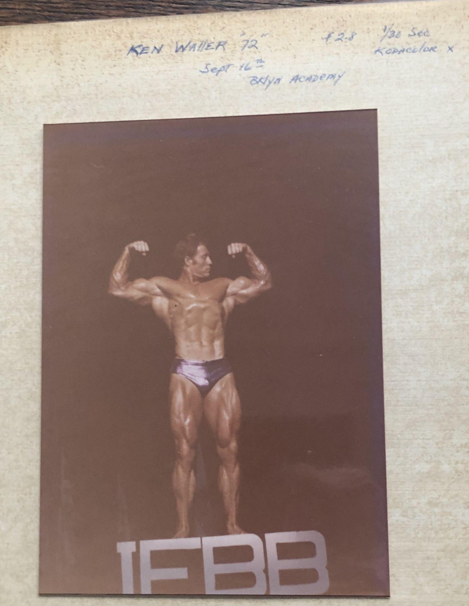 1551x2000 MALE BODY BUILDERS