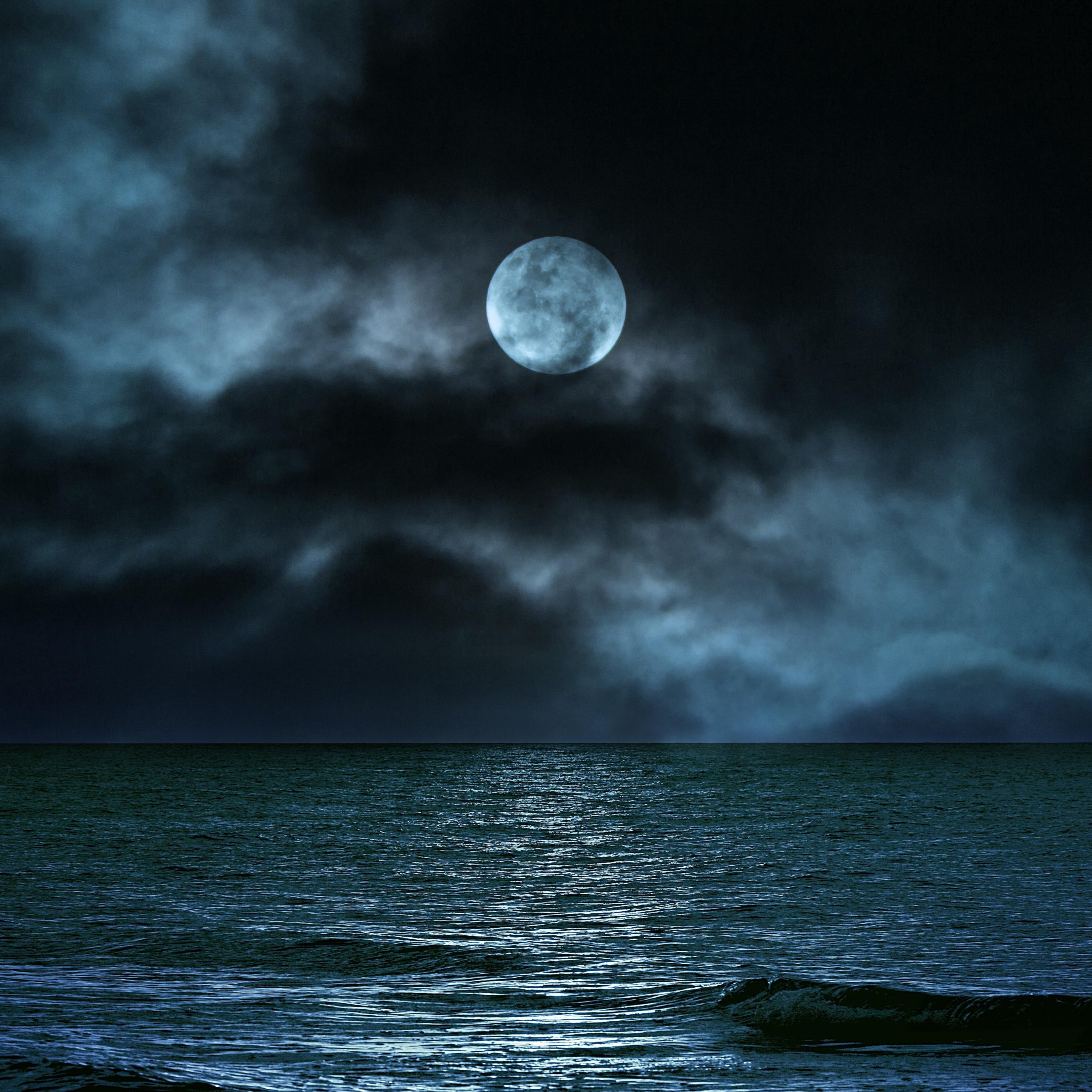 Moon Over Ocean Wallpapers Top Free Moon Over Ocean Backgrounds 