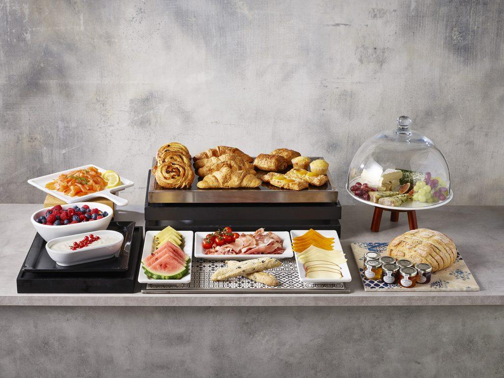 1024x768 Continental Breakfast