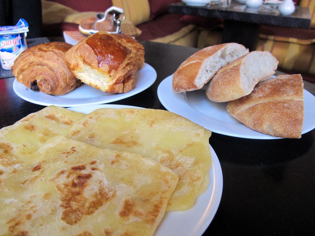 1024x768 Continental Breakfast.17.10 Our complimentary breakfast