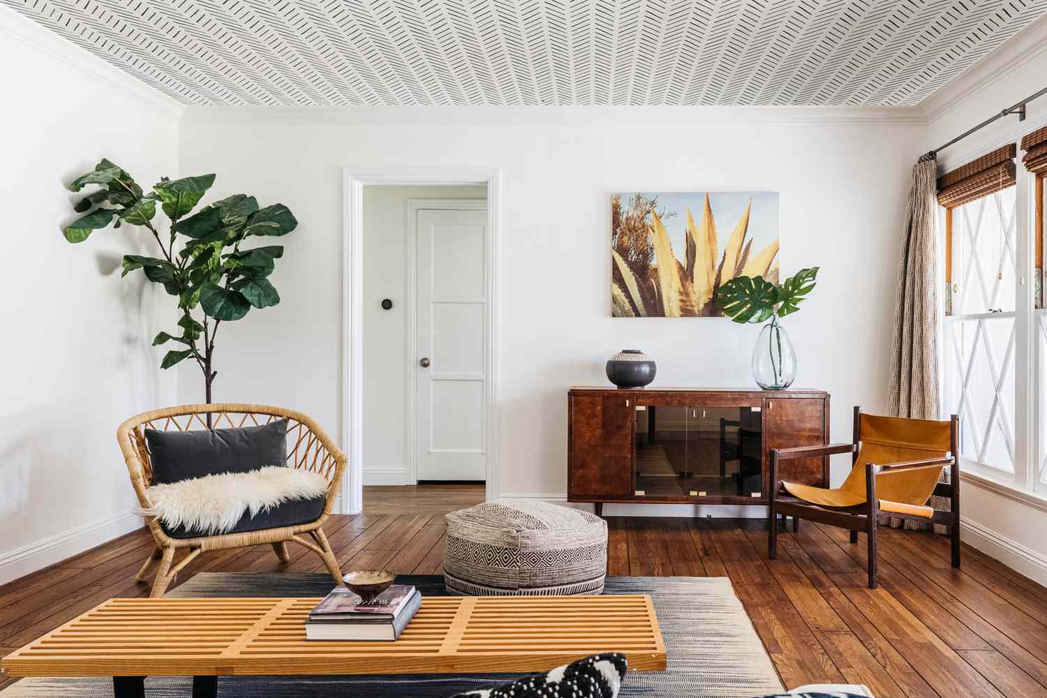 1500x1000 Ceiling Wallpaper Ideas That Will Elevate Any Interior