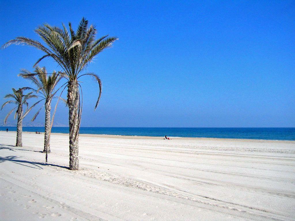 1024x768 most amazing beach in Valencia, Spain. Valencia spanje, Spanje, Stedentrip
