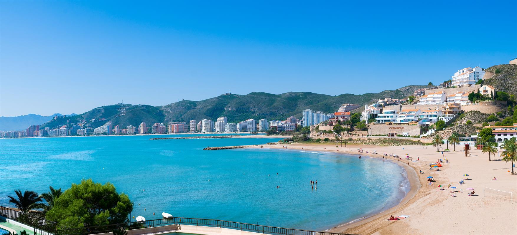 1754x800 picture perfect beaches in Cullera, Valencia