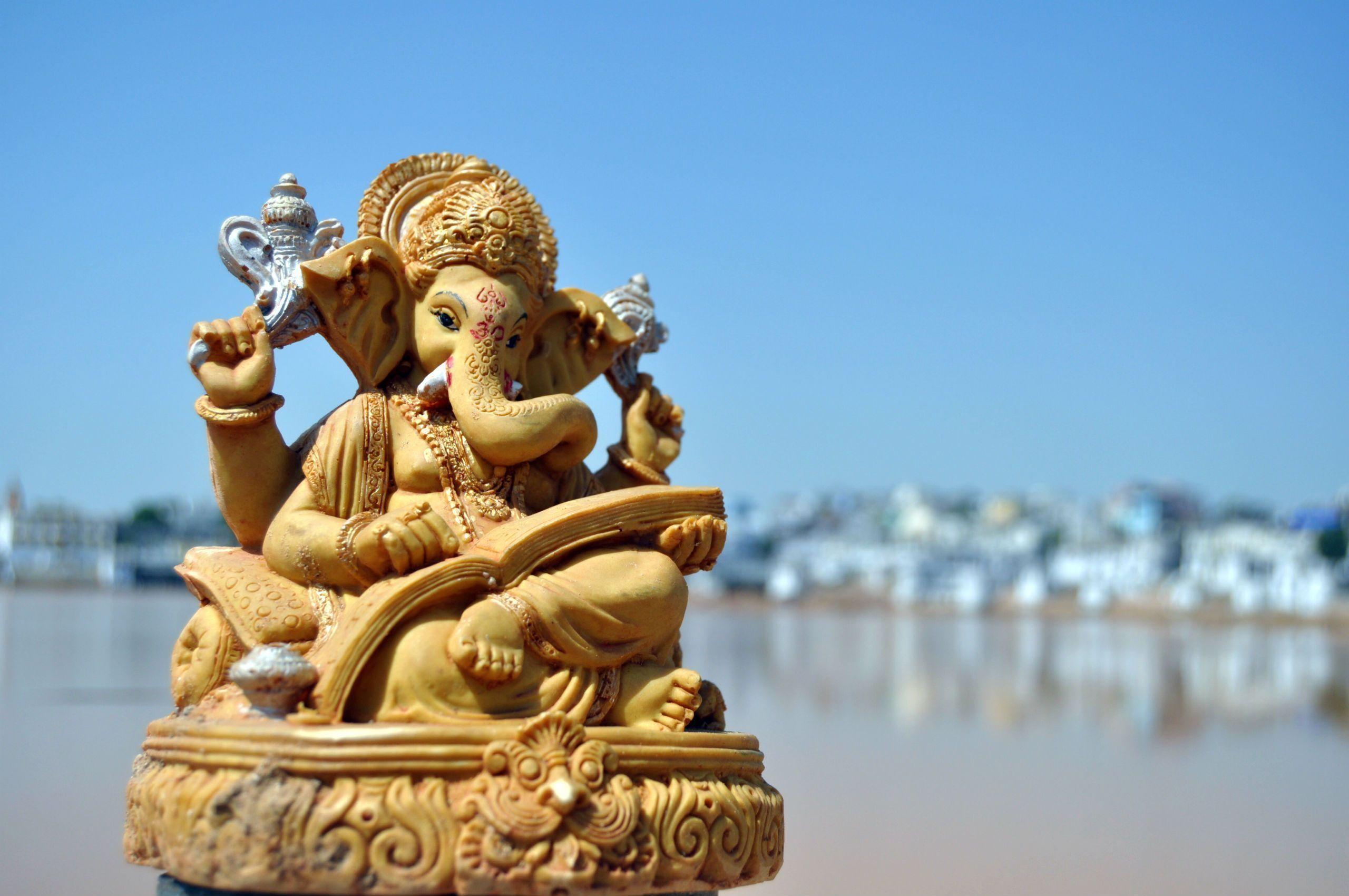 2560x1700 Hindu Wallpaper