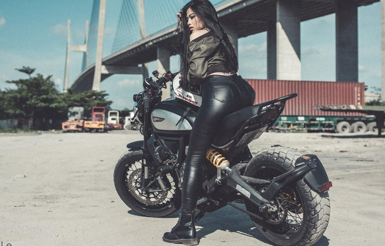 1332x850 Wallpaper Girl, Ducati, Scrambler image for desktop, section девушки