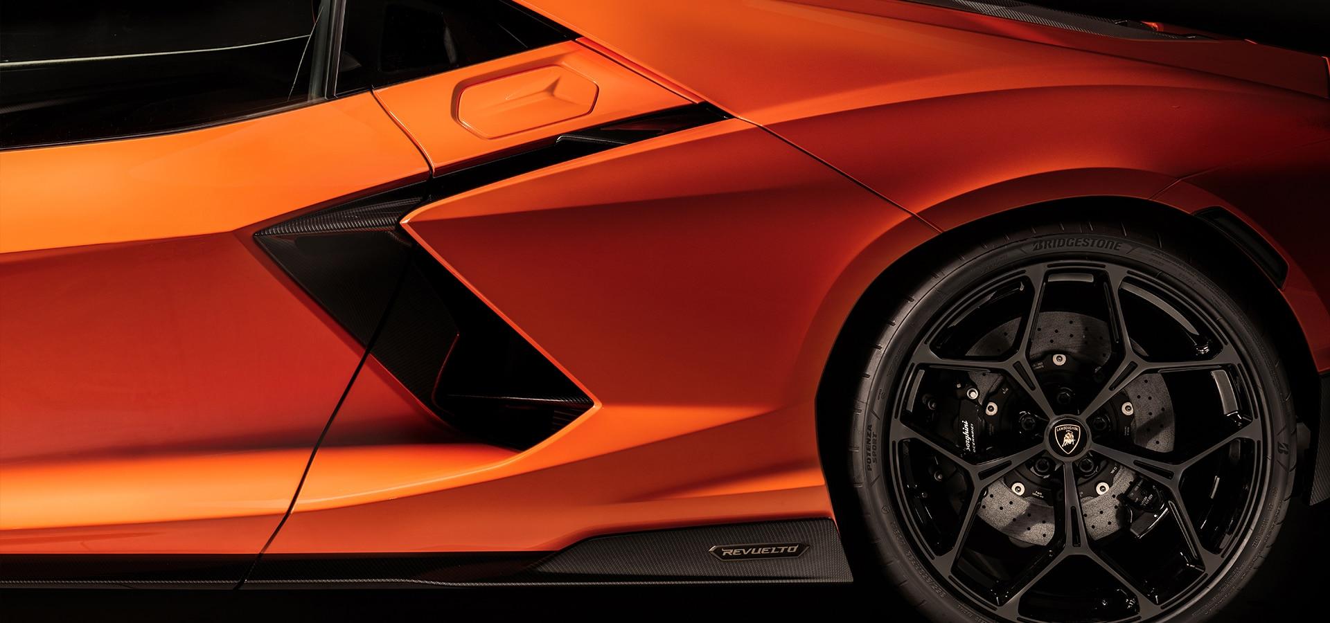 1920x900 Revuelto