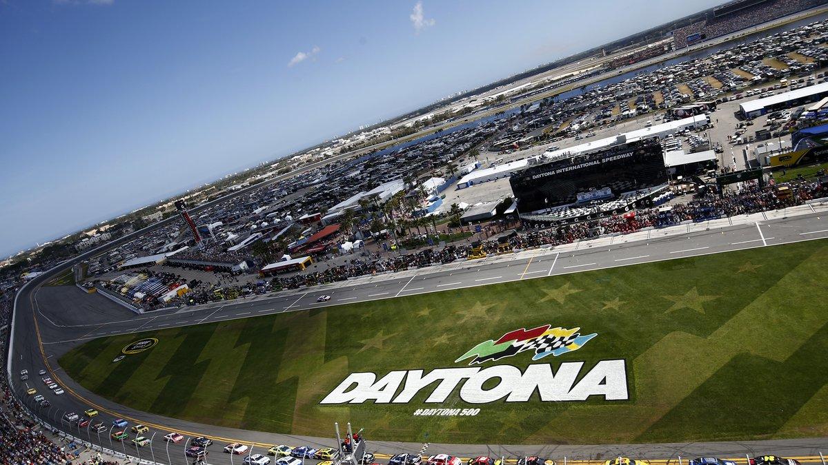 1200x675 LEGOLAND® Florida Resort Unveils New Daytona International Speedway Model with NASCAR Veteran Casey Mears