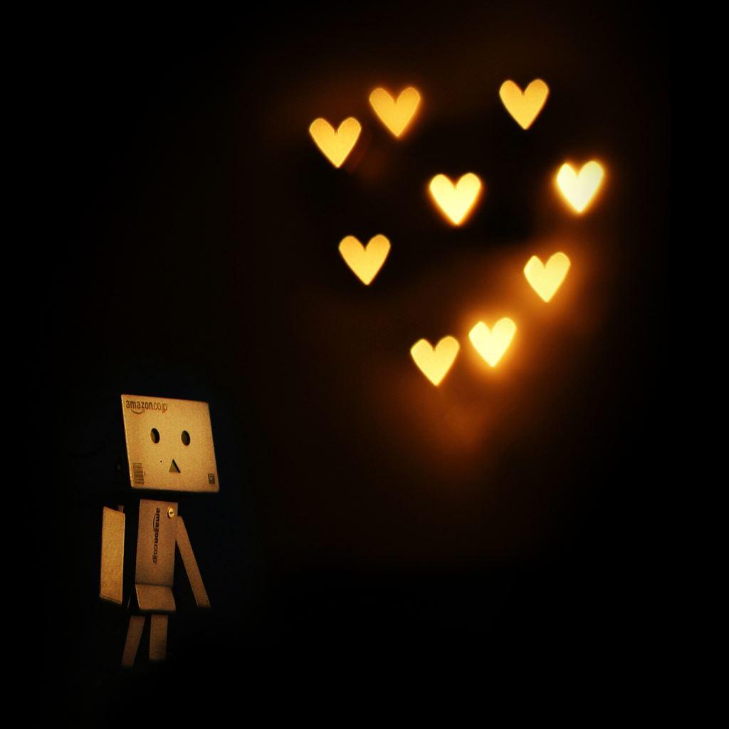 1024x1024 Love is in the Air iPad Air Wallpaper Free Download