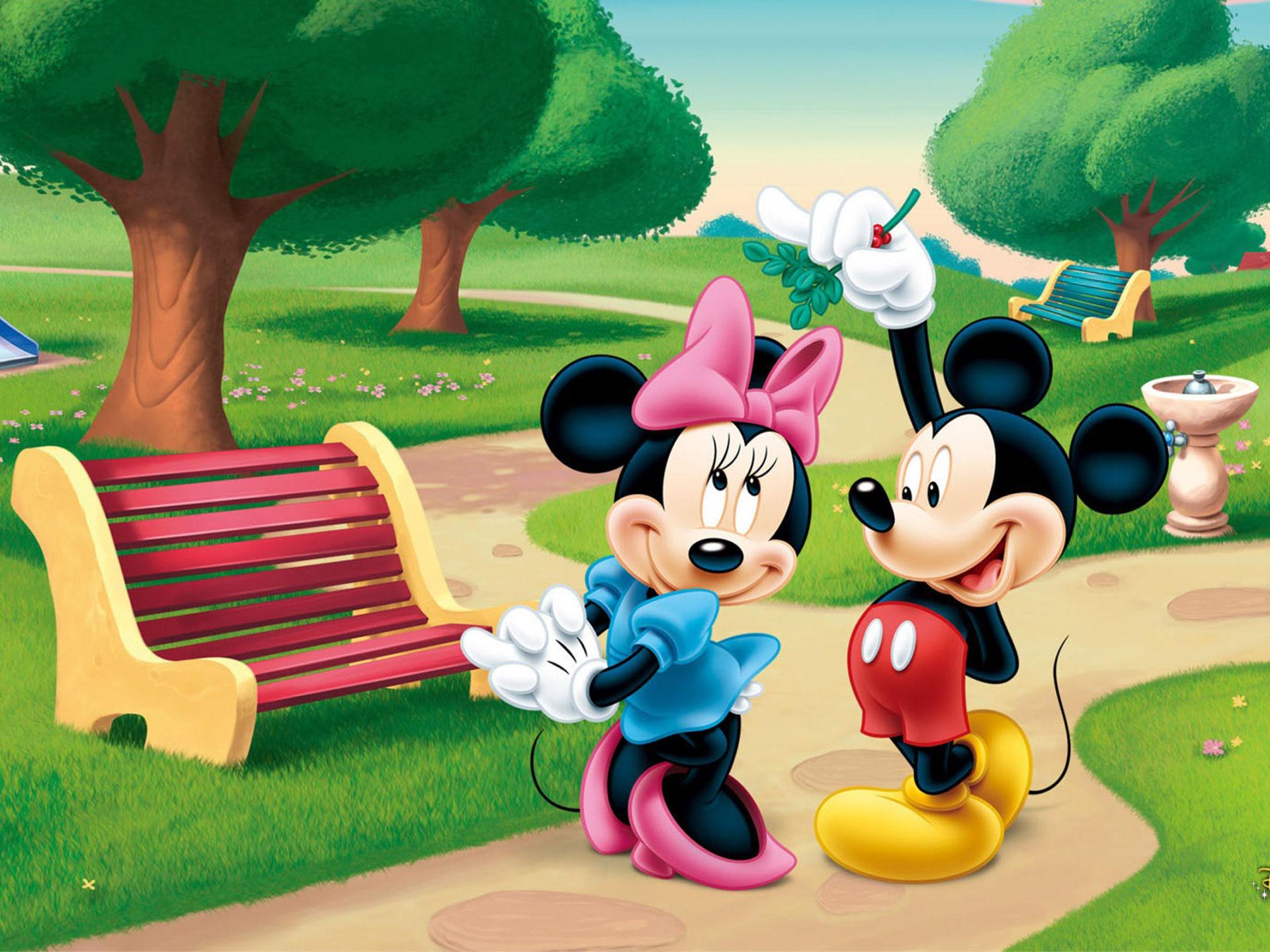 1920x1440 Mickey Mouse And Minnie Mouse In The Park Desktop Wallpaper HD :