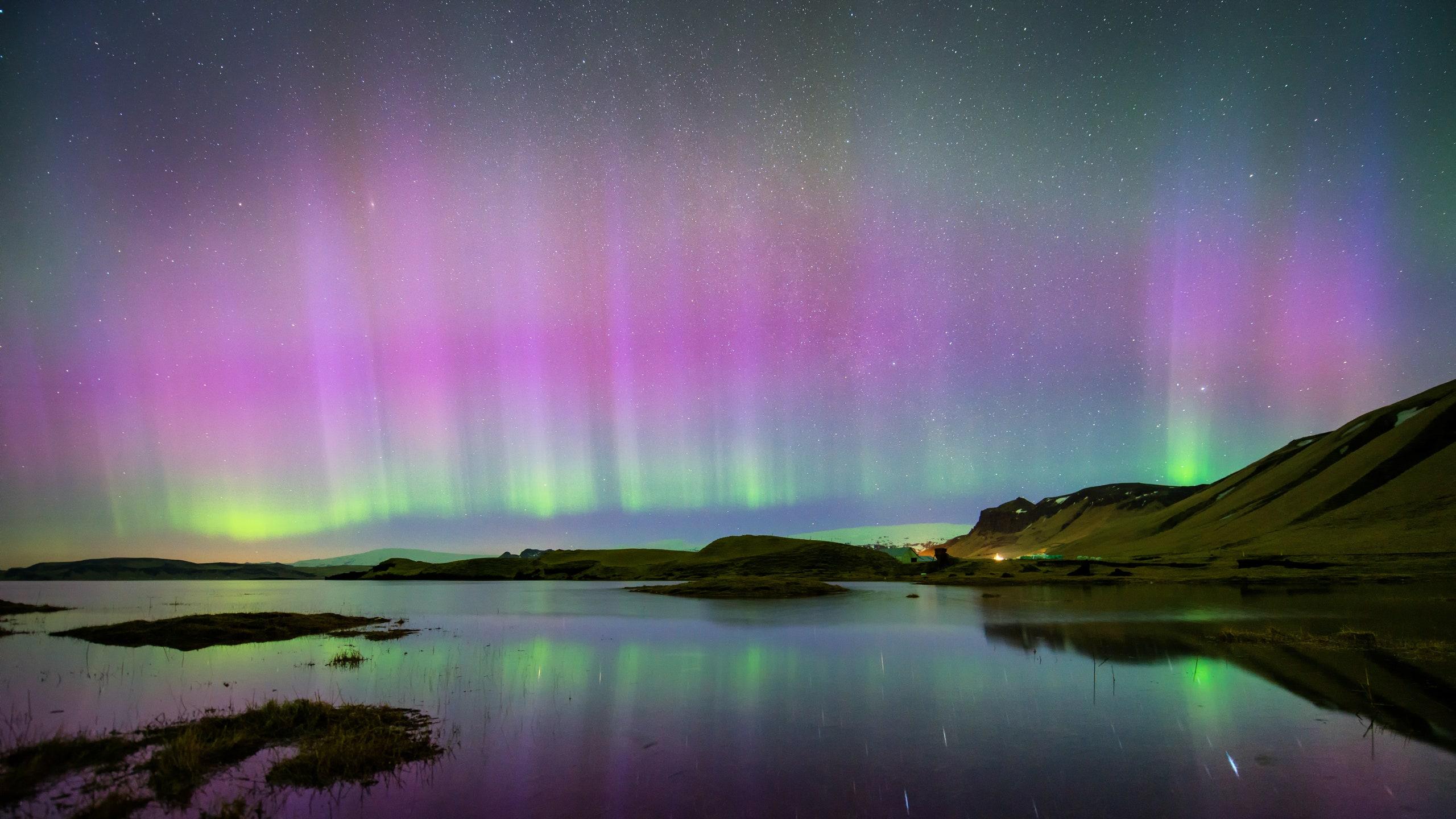 2560x1440 How to See the Northern Lights in the Summer. Condé Nast Traveler