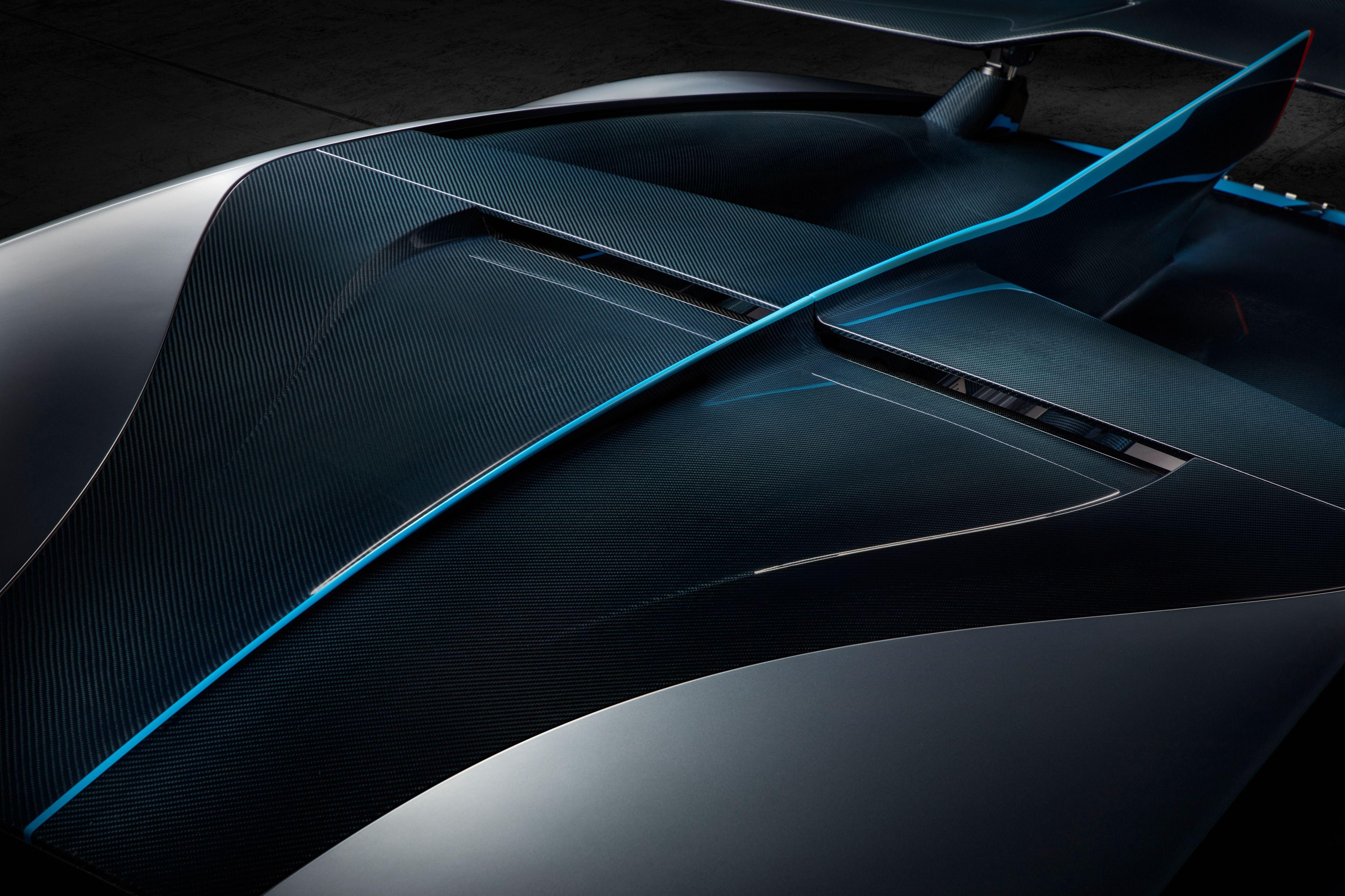 4096x2730 Wallpaper Bugatti Divo, Aerodynamics, Carbon Fiber, 4K