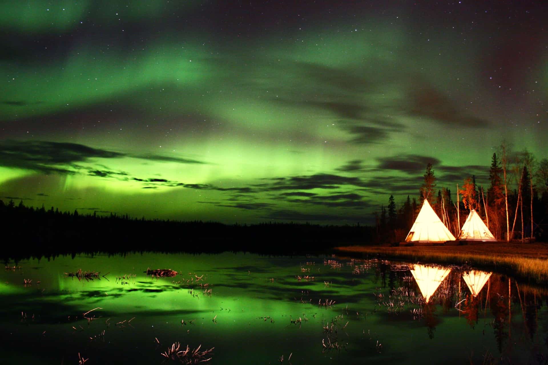 1920x1280 Aurora Viewing NightA