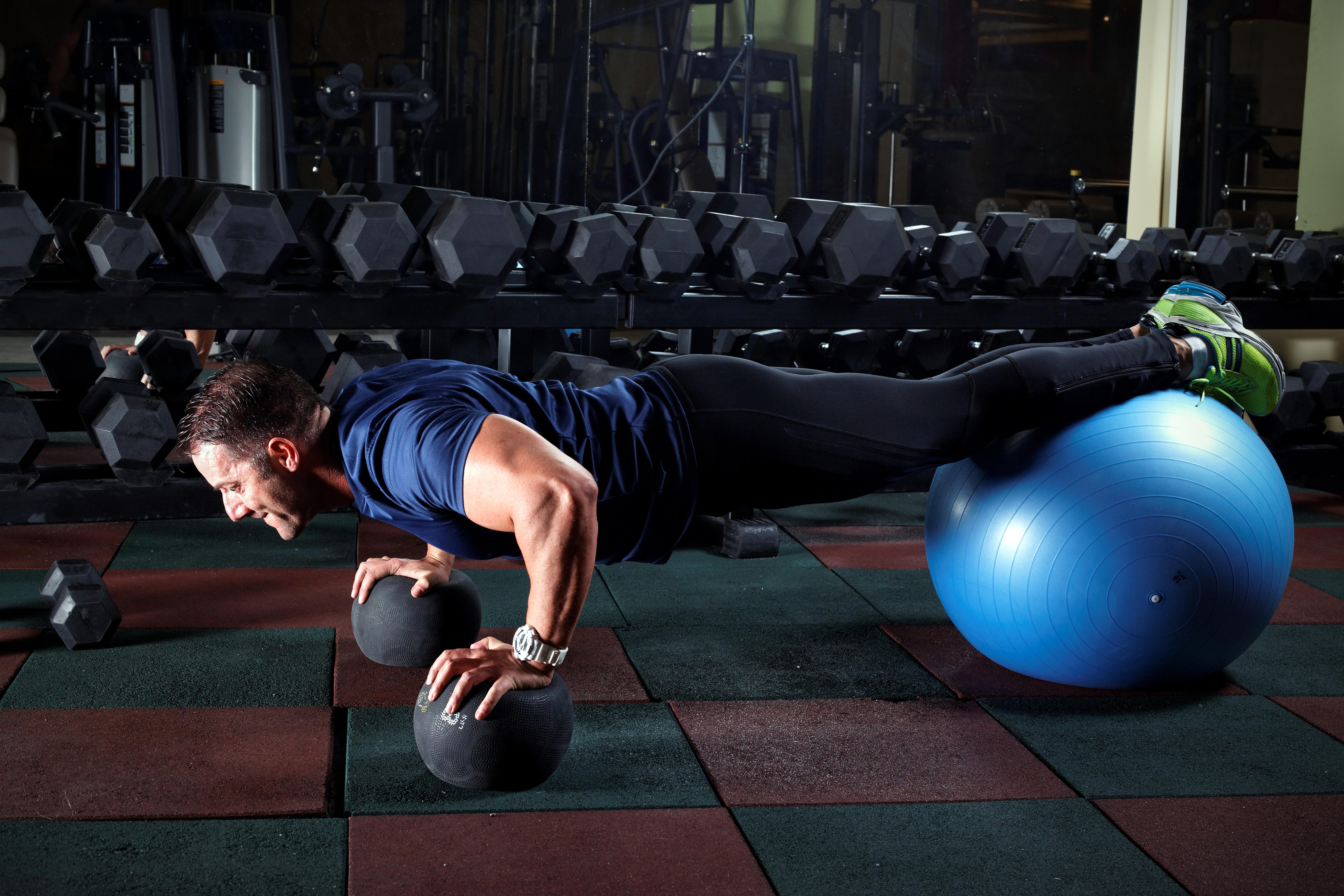 8000x5334 Free download Photo Sport Push up Man Fitness Plank exercise Ball 8000x5334 [8000x5334] for your Desktop, Mobile & Tablet. Explore Gym Ball Wallpaper. Gym Motivation Wallpaper, Boxing Gym Wallpaper