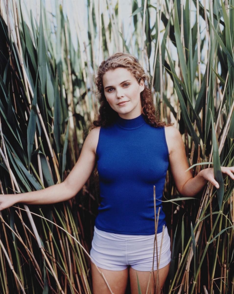 957x1200 Keri Russell wallpaper