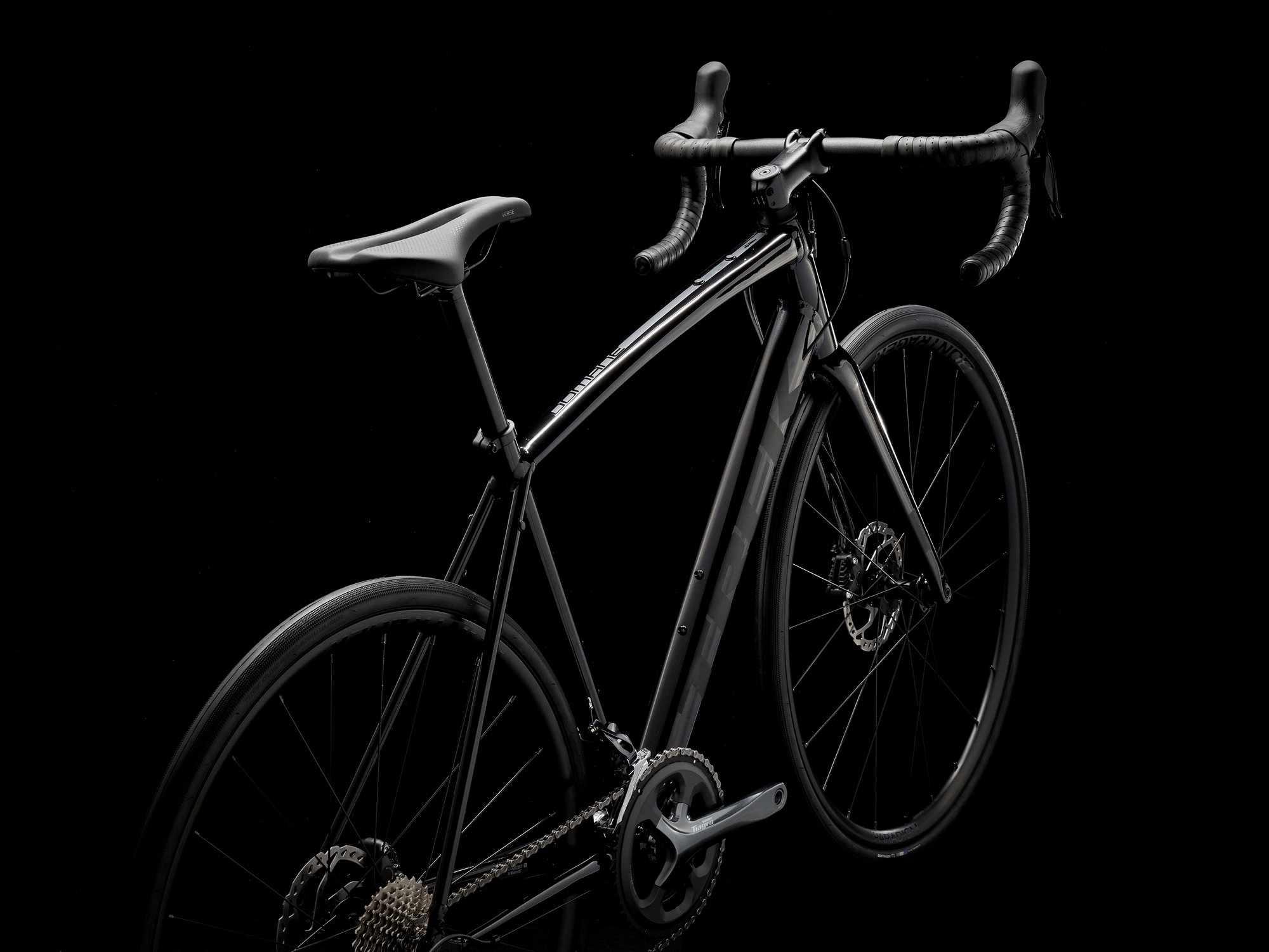 2000x1500 Trek Domane AL 4 Disc The Edge. Fruita, CO
