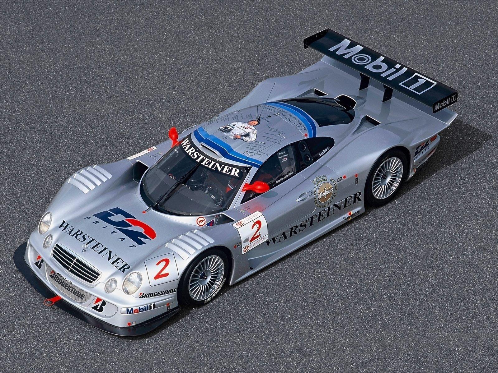 1600x1200 Mercedes Benz CLK GTR Racing HD Wallpaper: Speed Meets Precision