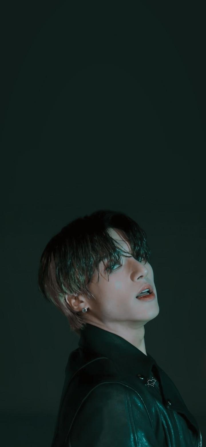 720x1560 Woo Young Ateez Wallpaper