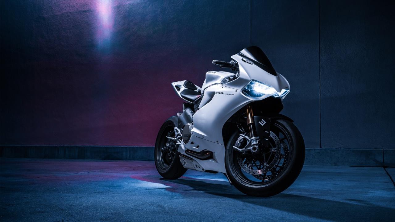 1280x720 Ducati Panigale 2016 Wallpaper