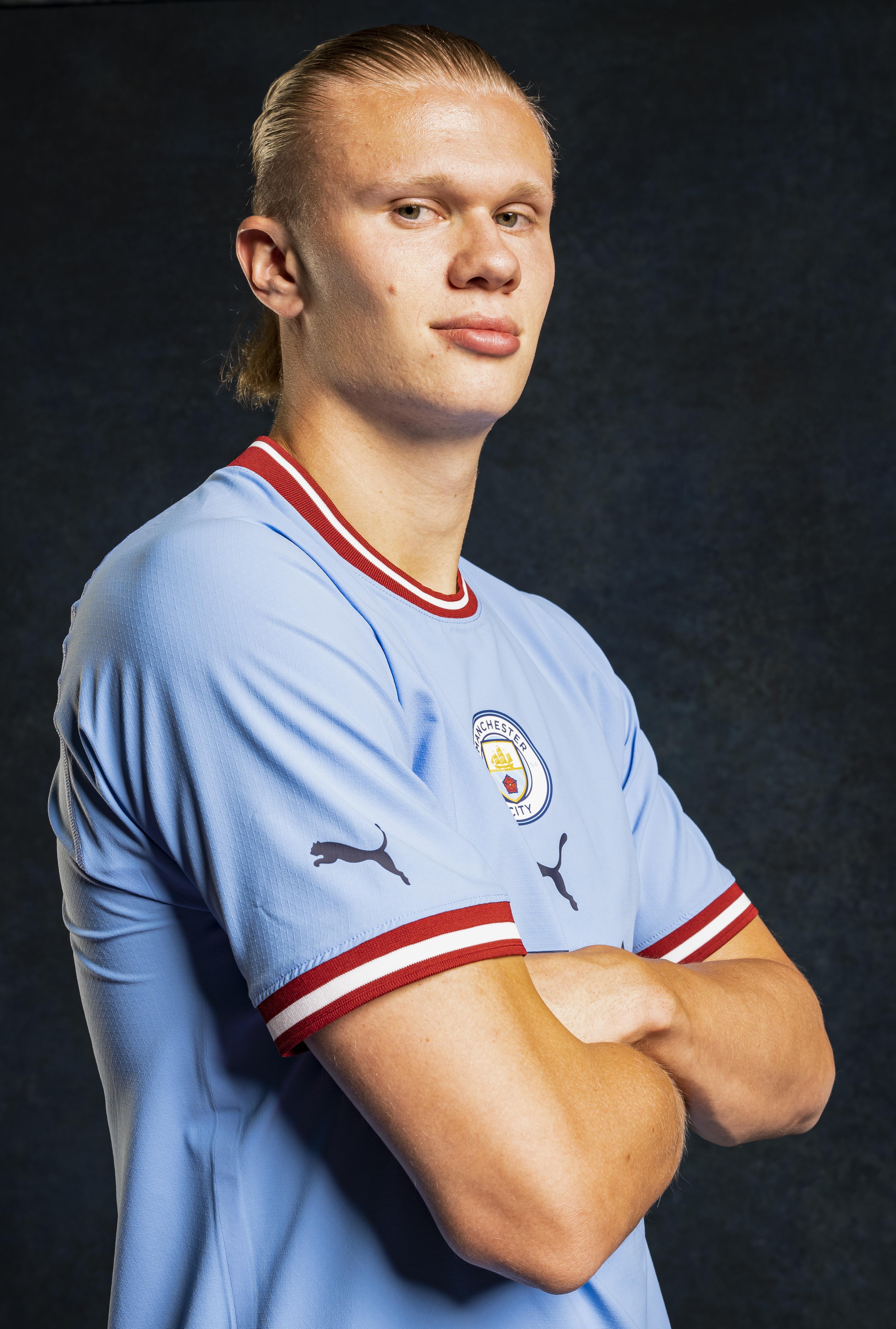 3744x5551 Erling Haaland jokes 'agent Riyad Mahrez' convinced him to complete Man City transfer after meeting in Mykonos LAST YEAR