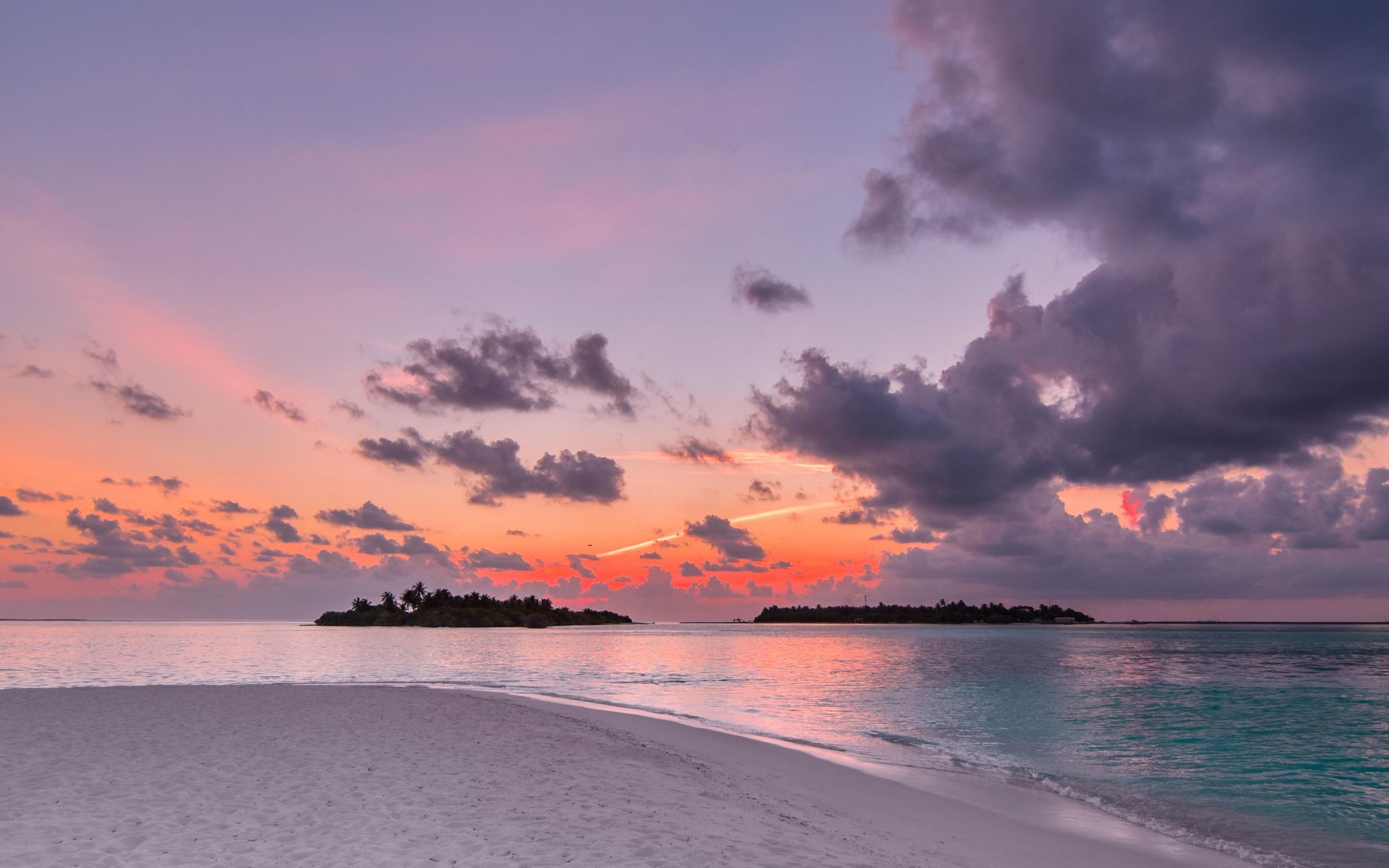 2880x1800 Download wallpaper 2880x1800 beach, island, sunset, clouds, nature, mac pro retaia 2880x1800 HD background, 15720