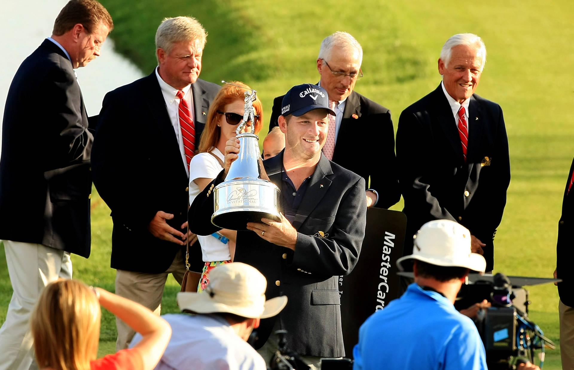1920x1239 Download Matt Every Receiving Arnold Palmer Trophy Wallpaper