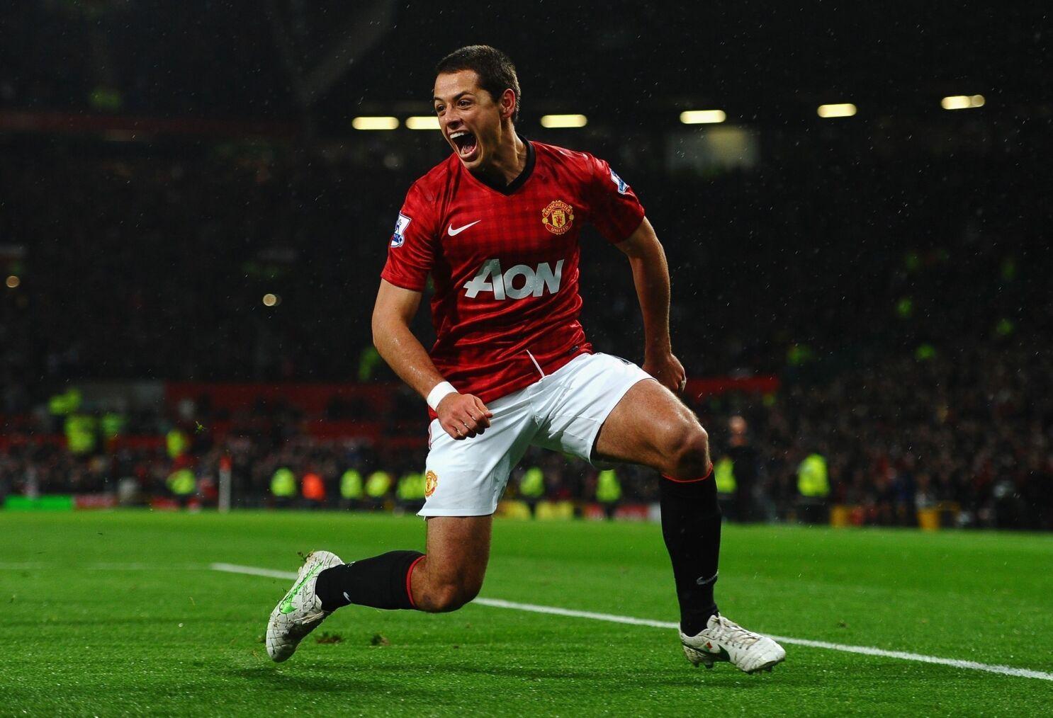 1486x1014 Manchester United's Javier Hernandez is playing a long game Angeles Times
